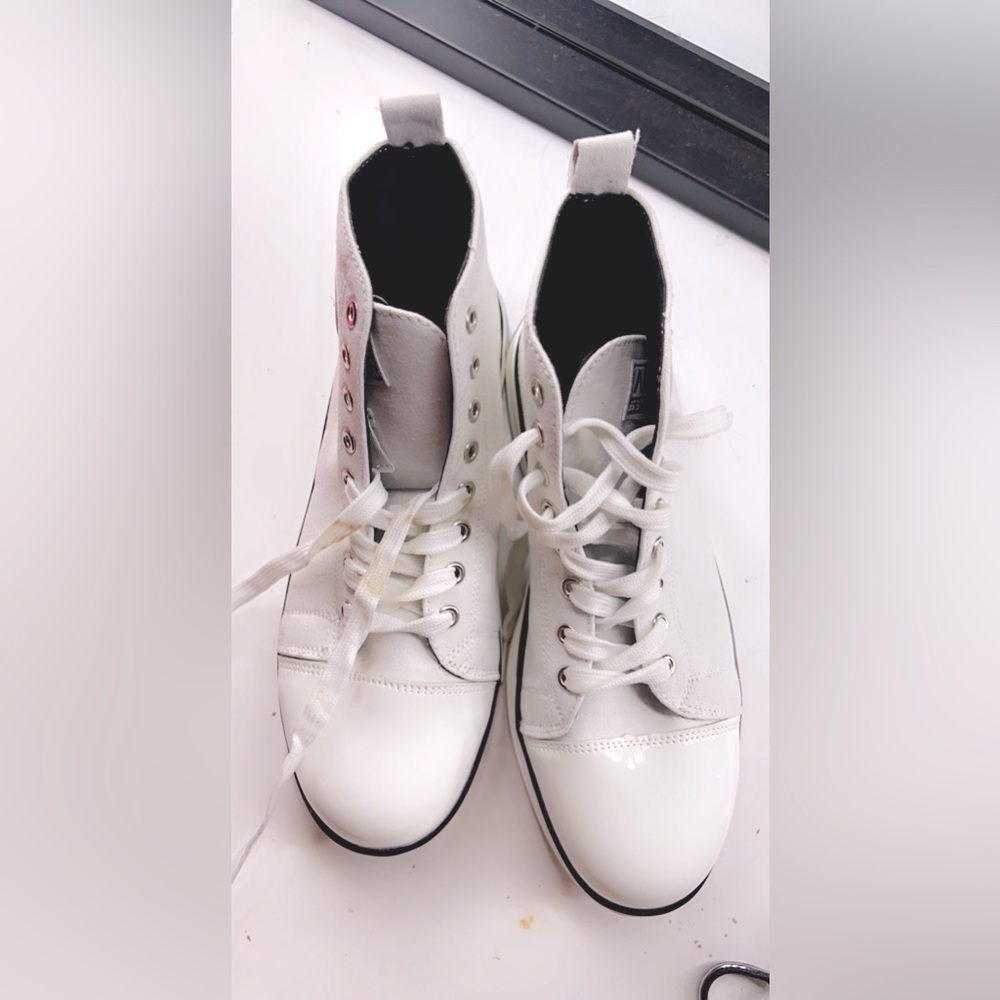 off brand platform converse